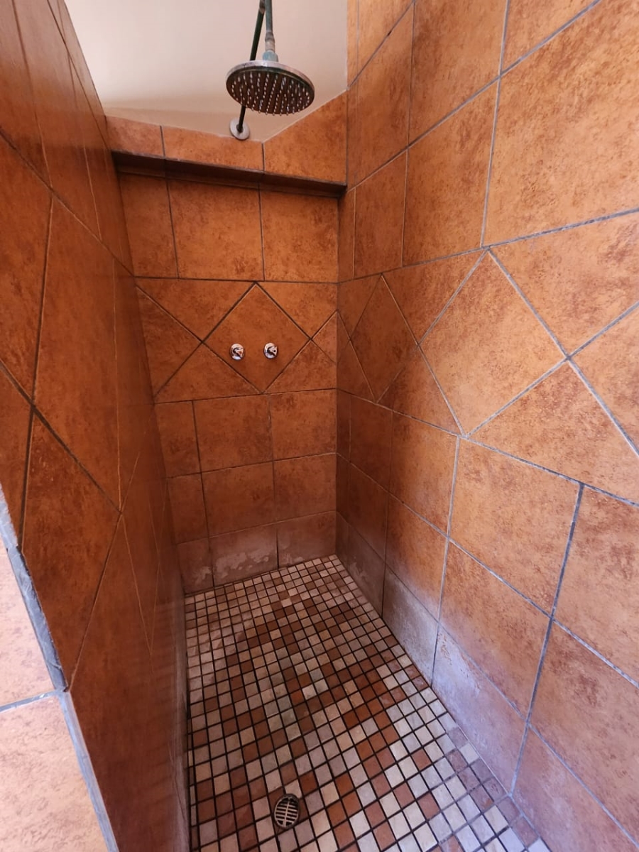 To Let 7 Bedroom Property for Rent in Kathu Northern Cape